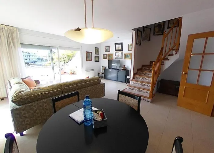 Апартаменты Atico Duplex Coral Сиджес